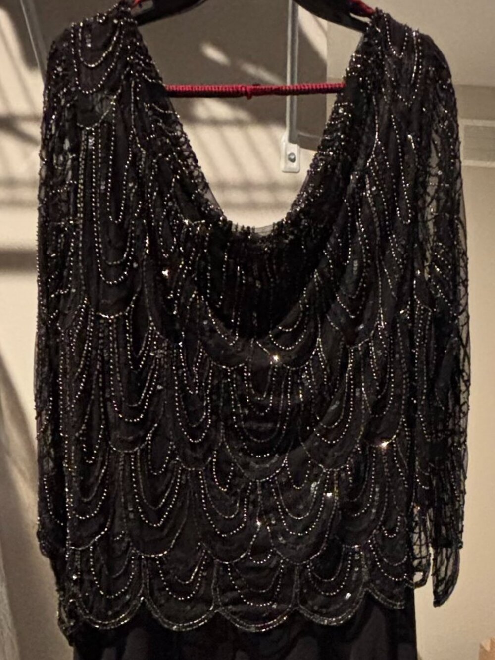 J Kara 3/4 sleeve scallop neck gown - Picture 4 of 5